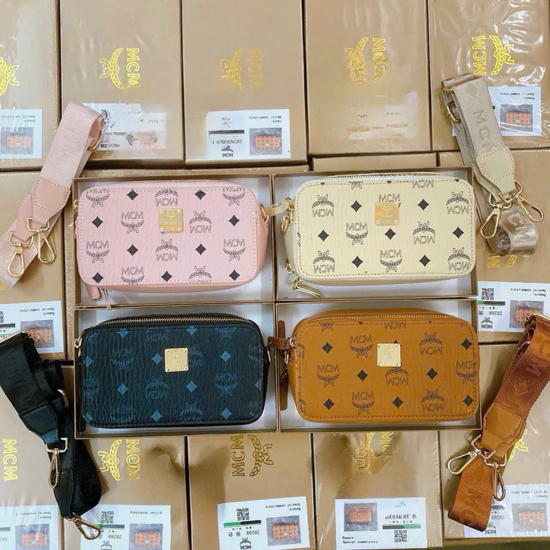 Túi đeo chéo nam, túi xách thời trang hoạ tiết logo kim loại thiết kế 2 khoá vừa làm túi điện thoại vừa làm túi xách nữ