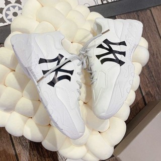 Giày thế thao, giày sneaker siêu xinh