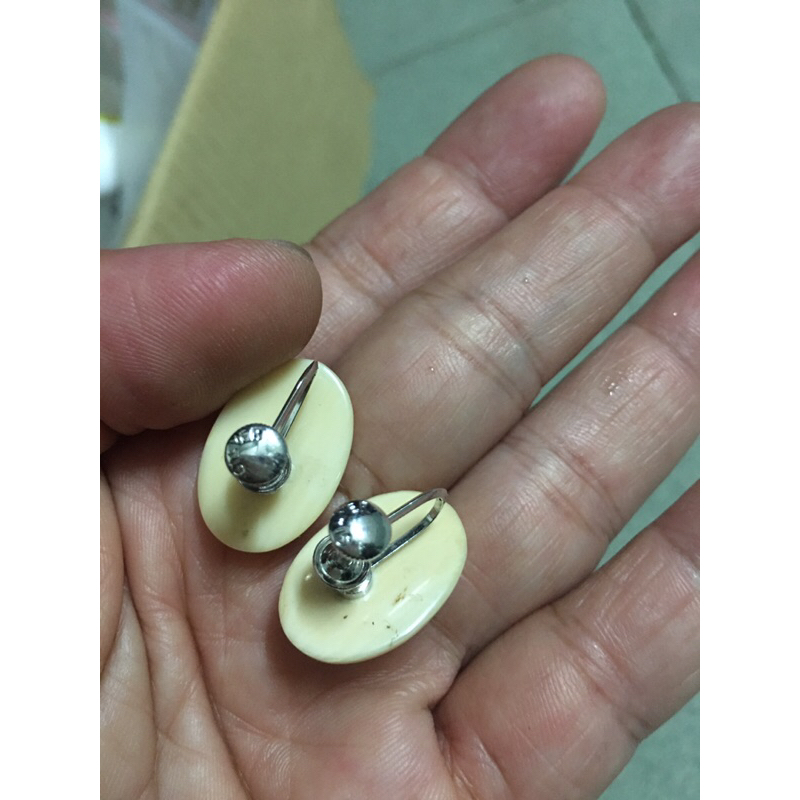 Hoa tai ngờ hình ovan khung silver si tuyển Nhật