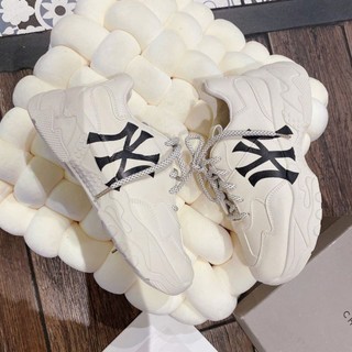 Giày thế thao, giày sneaker siêu xinh