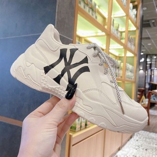 Giày thế thao, giày sneaker siêu xinh