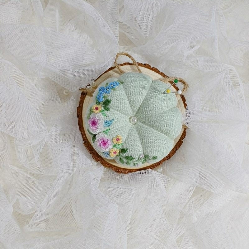 GỐI CẮM KIM THÊU TAY