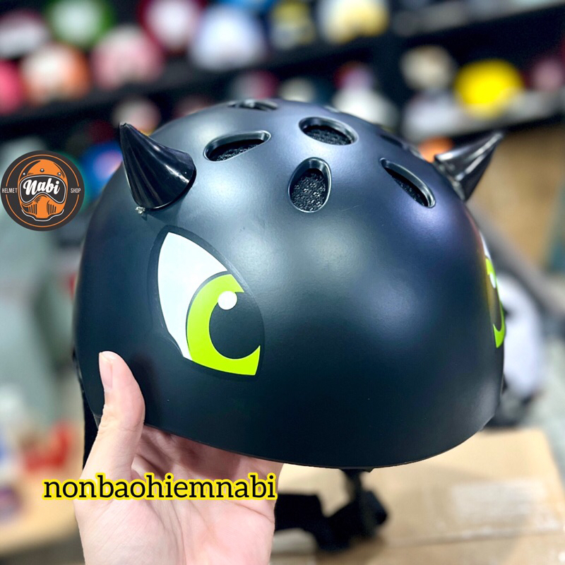 Mũ bảo hiểm rồng cho bé - Tặng sừng- siêu ngầu & dễ thương. có lỗ thông gió siêu mát