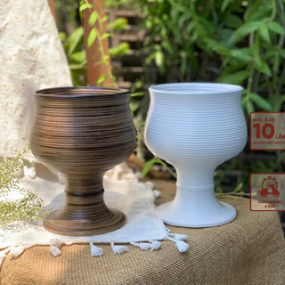 BÌnh hoa dáng chiếc ly hiện đại , gốm sứ Bát Tràng cao 21cm màu trắng nâu, vân ganh nổi | Thảo Nghị Ceramics