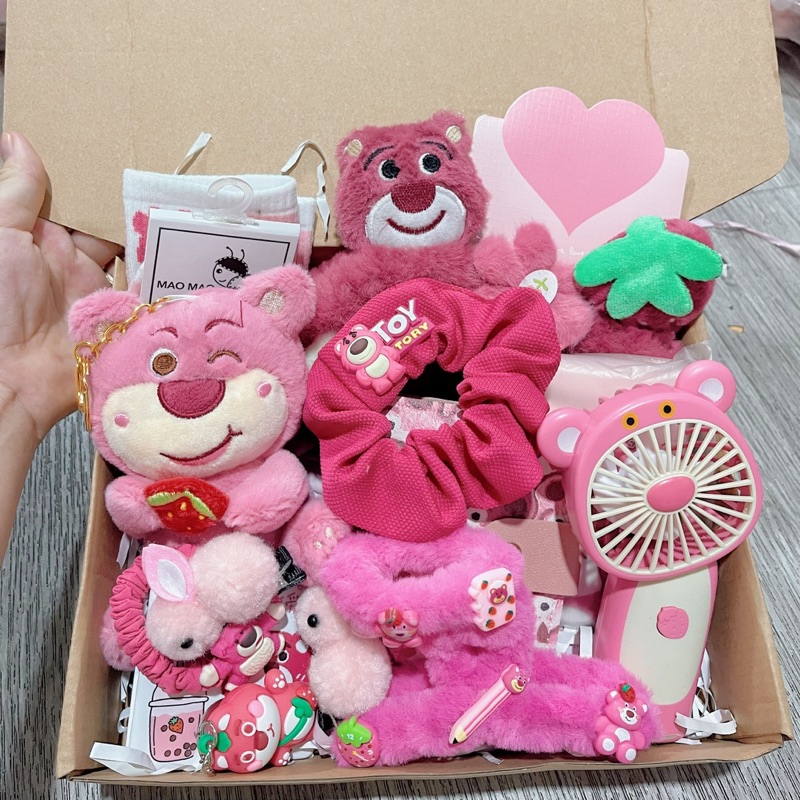 Combo quà tặng gấu dâu lotso nhiều mẫu đáng yêu , sét quà tặng bạn nữ nhân ngày sinh nhật/ dịp lễ chúc mừng.