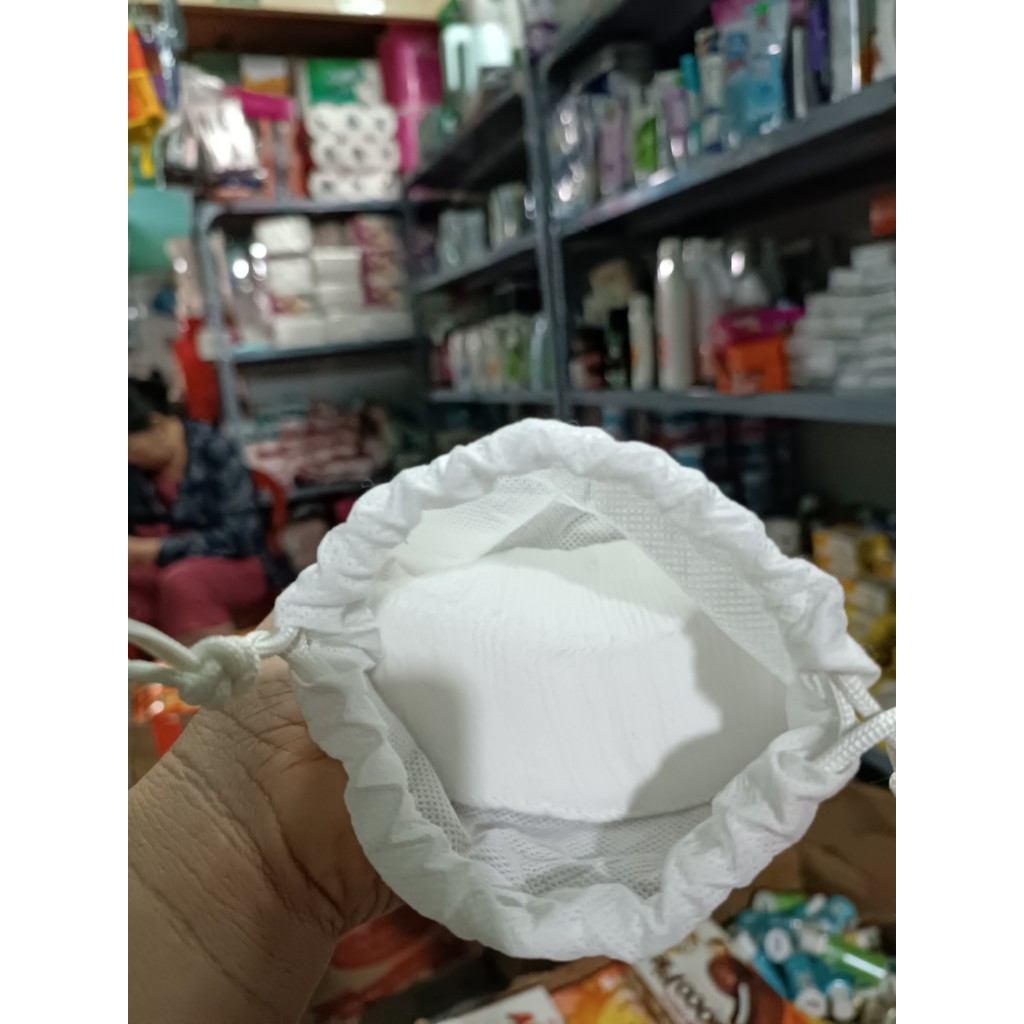 Túi 100 bông tẩy trang P&G làm sạch sâu.