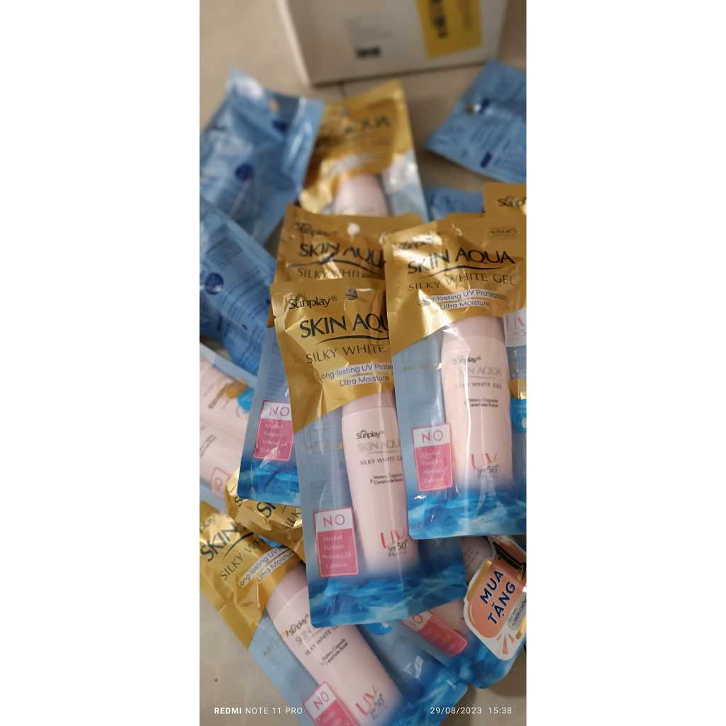 Gel chống nắng Sunplay Skin Aqua dưỡng da trắng mịn SPF 50+/PA++++ 30g