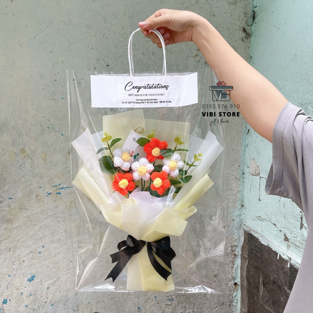 Bó hoa 5 cánh bằng len tặng bạn bè  cực đáng yêu kèm đèn dễ thương