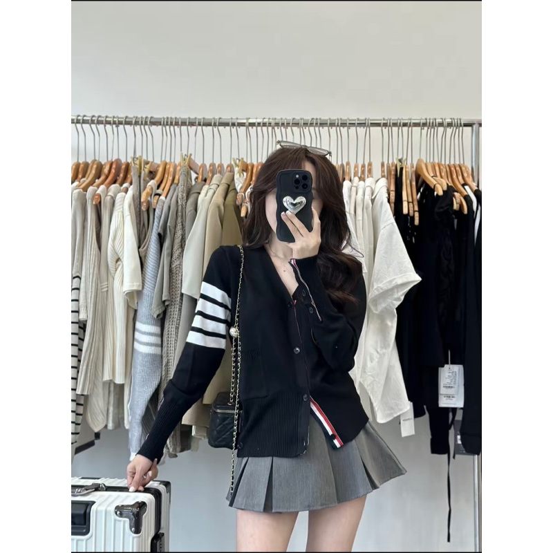 Áo Khoác Cardigan Len Thom Họa Tiết 4 Sọc Cao Cấp