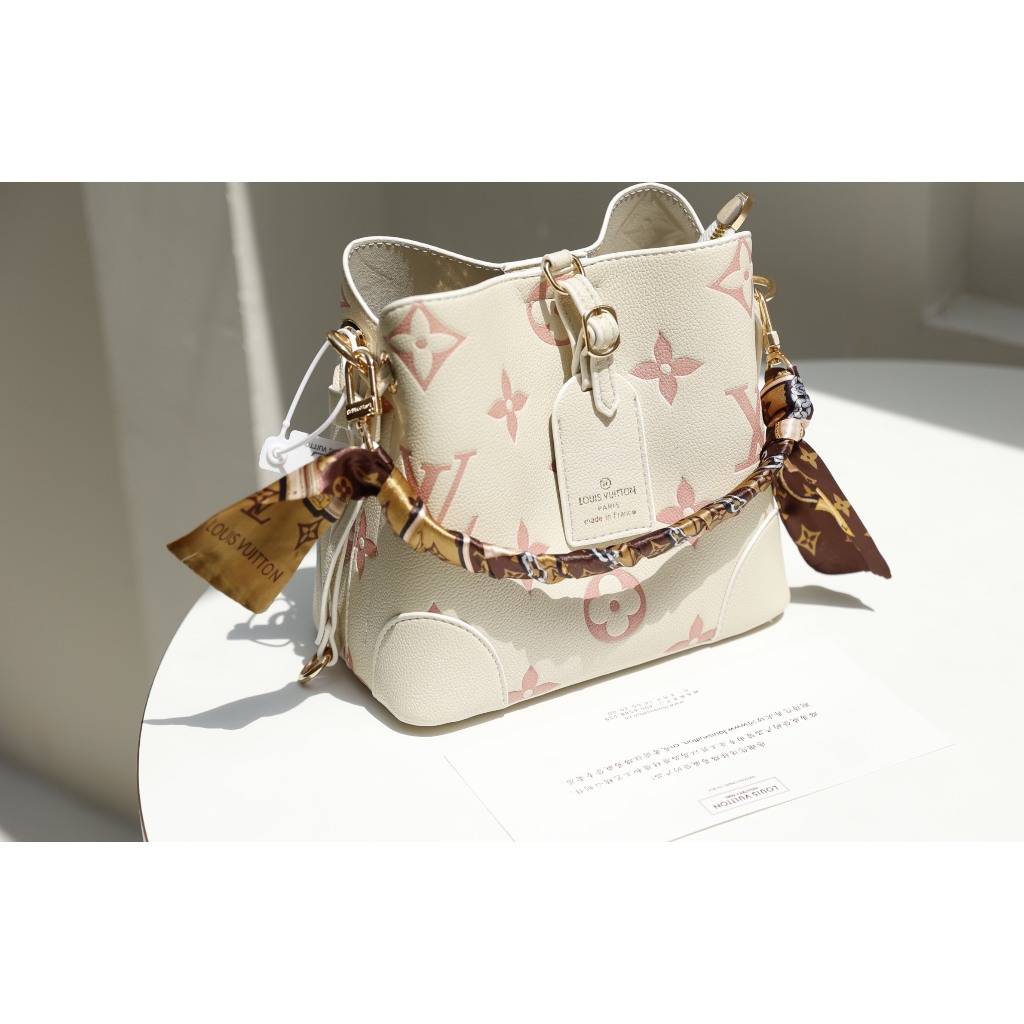 TÚI LV NEO DA BÒ SZ21