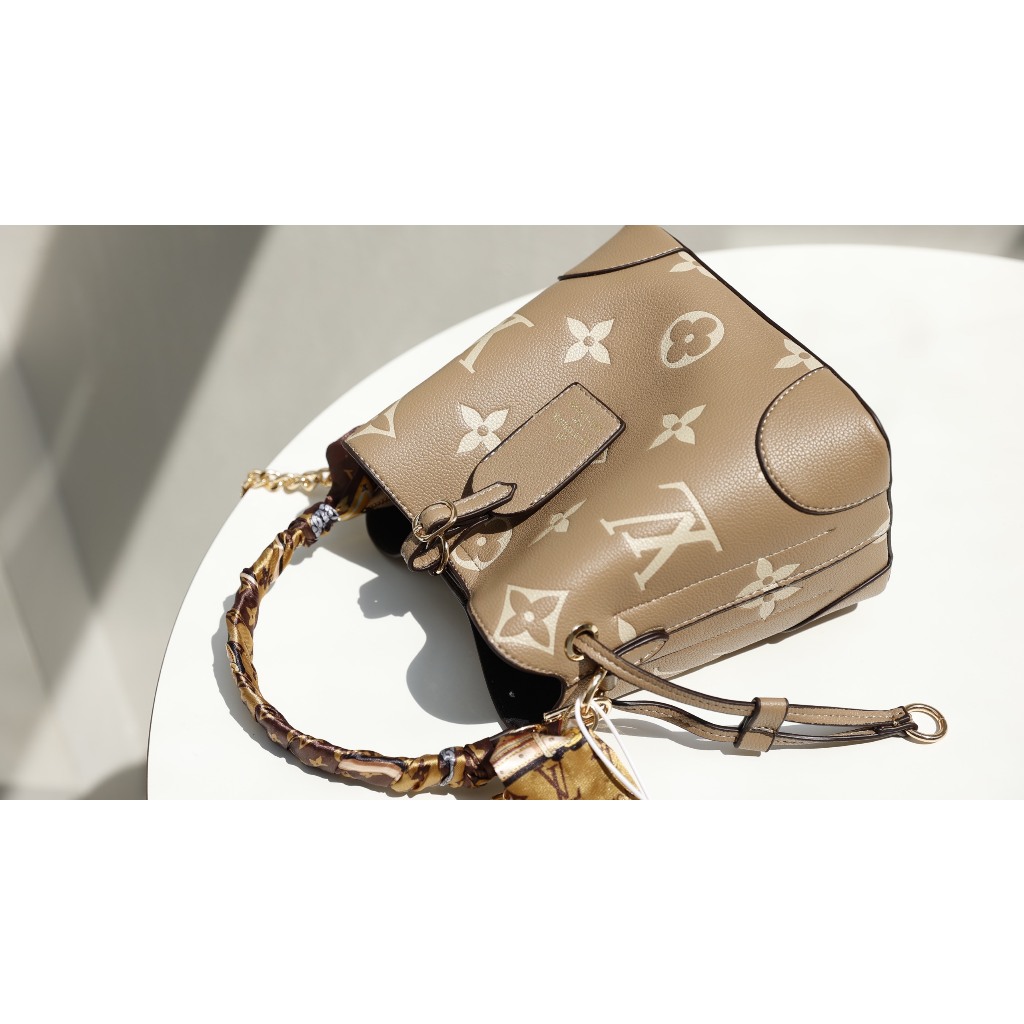 TÚI LV NEO DA BÒ SZ21