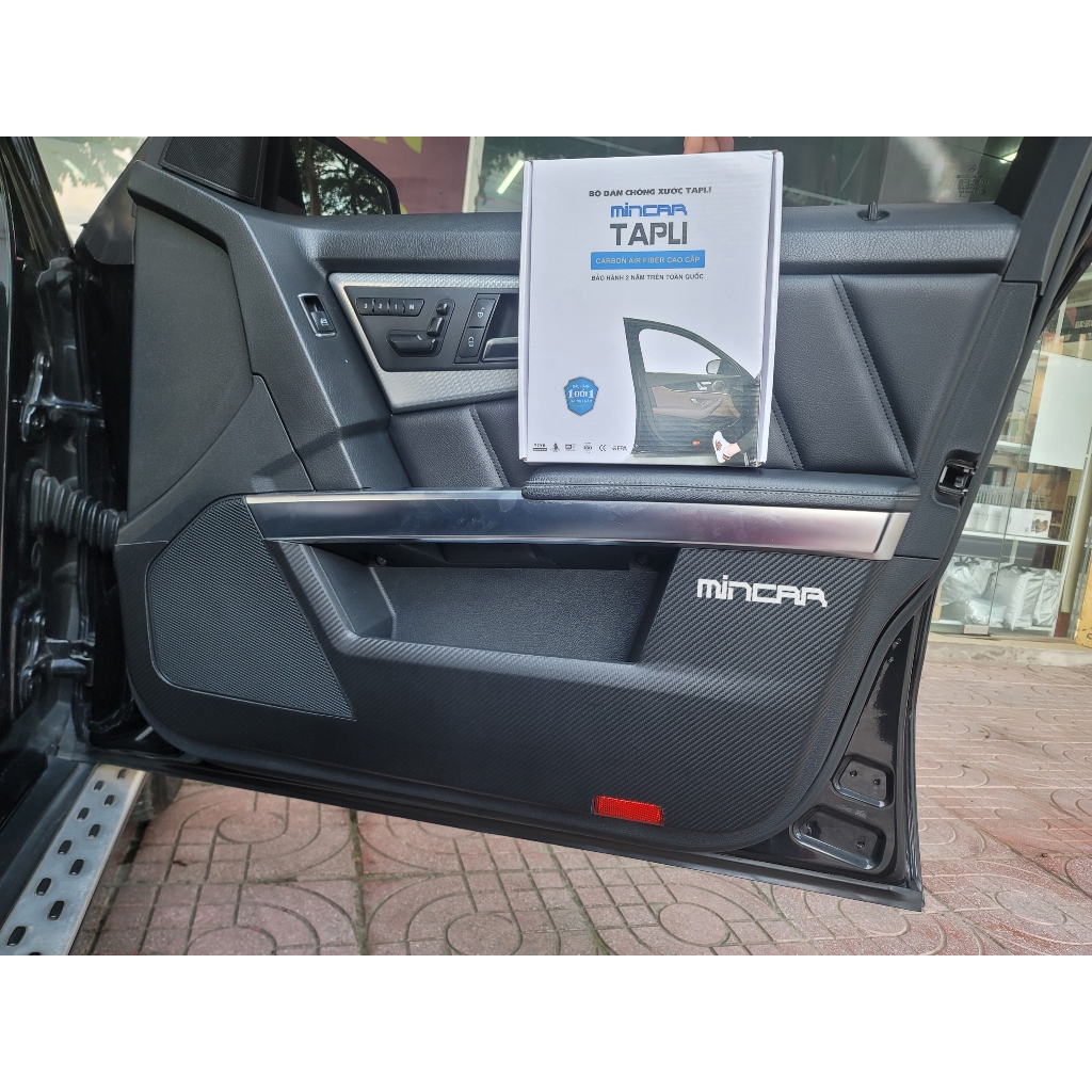 Bộ 4 Tấm dán Tapli xe FORD ESCAPE chính hãng MINCAR, chống xước tapi cửa ô tô bằng Carbon Air Fiber cao cấp