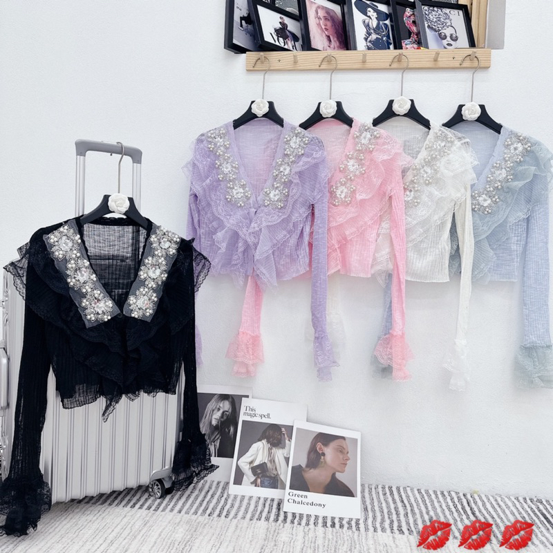 Áo len mỏng đính đá hình bông hoa tay ren xinh xắn