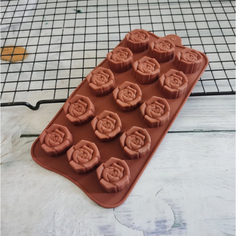 HCM-KHUÔN SILICON 6,15 HOA HỒNG DỄ THƯƠNG LÀM SOCOLA, RAU CÂU, PUDDING DIỆU THƯ SHOP