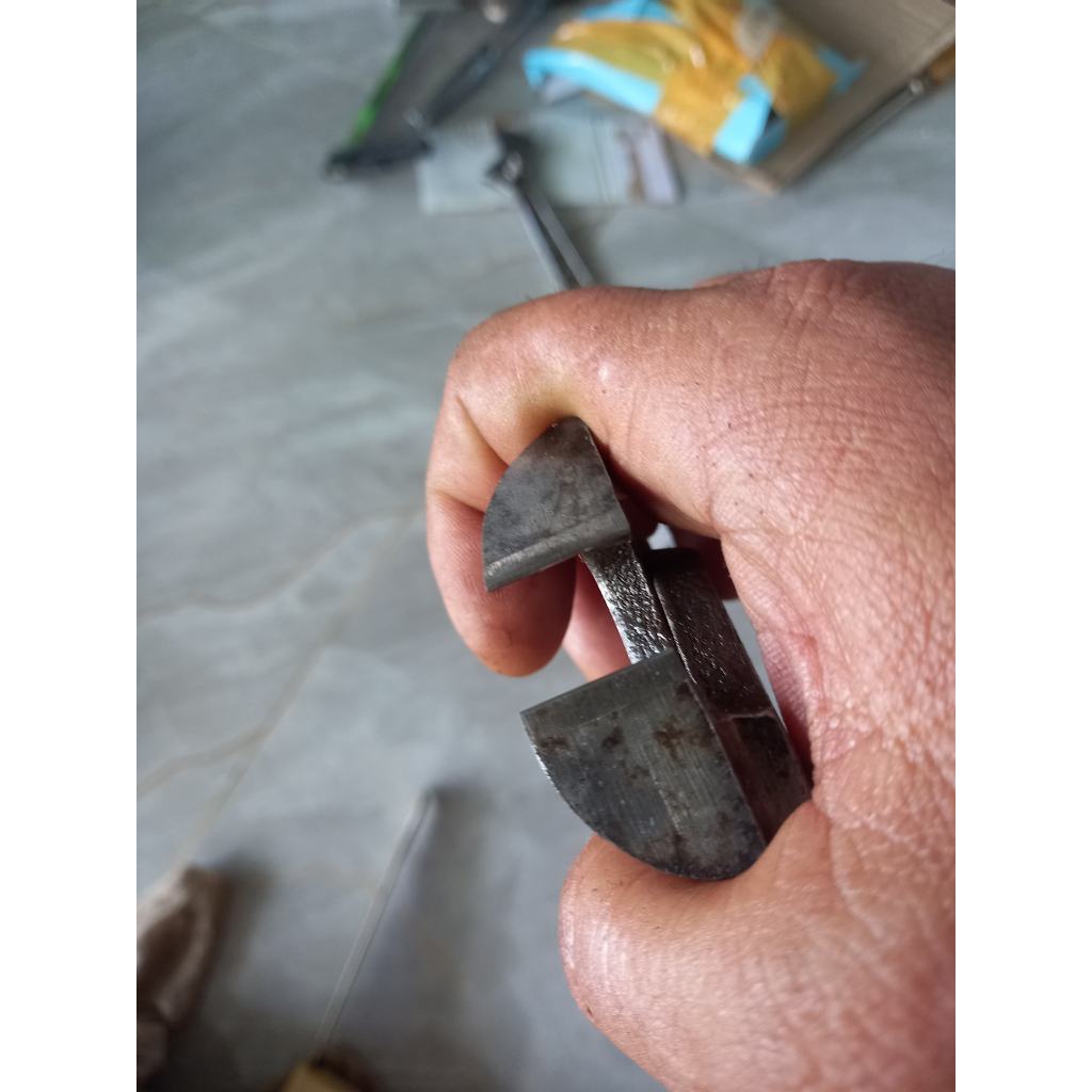 Kìm cạp loại hàm hở 1-2 ly, hàng cũ nhìn như mới