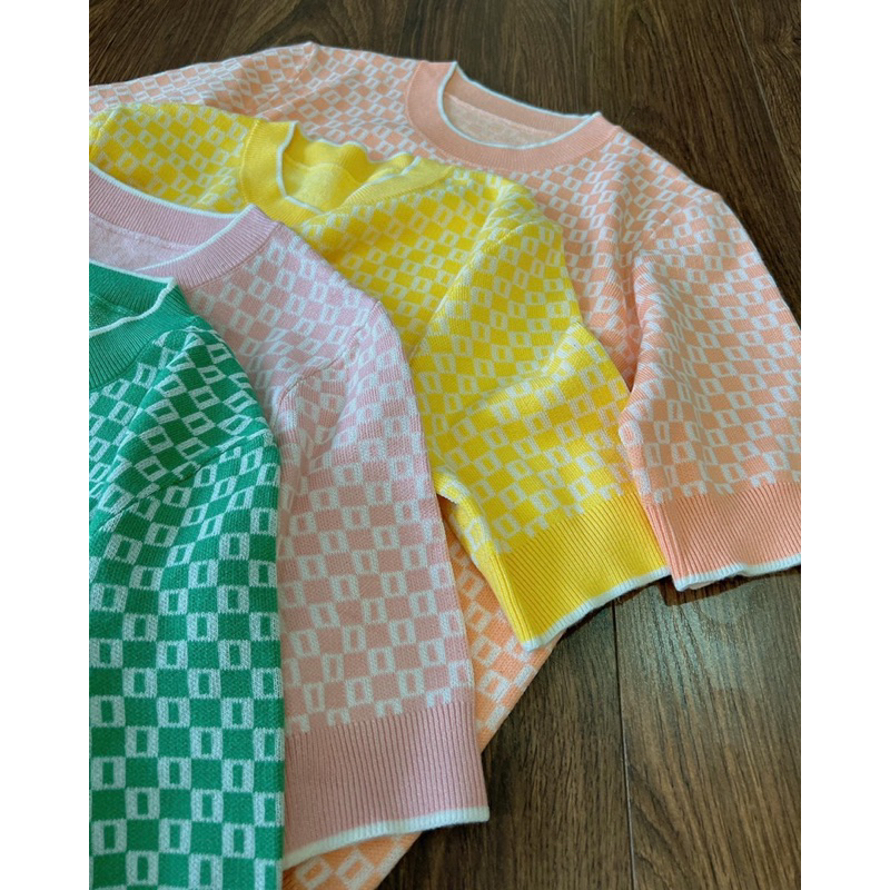 Áo len dệt kim hoạ tiết bo viền ZR