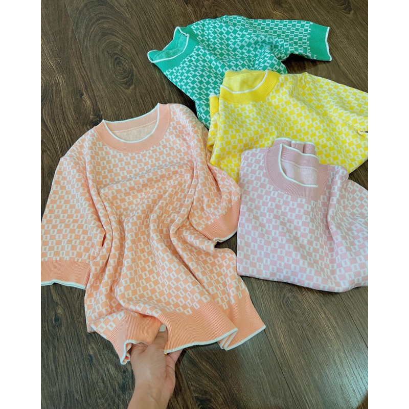 Áo len dệt kim hoạ tiết bo viền ZR