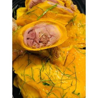 [Hỏa tốc SG] GÀ Ủ MUỐI KHAY NỬA CON ( 450- 550g) ( kèm sốt chấm )