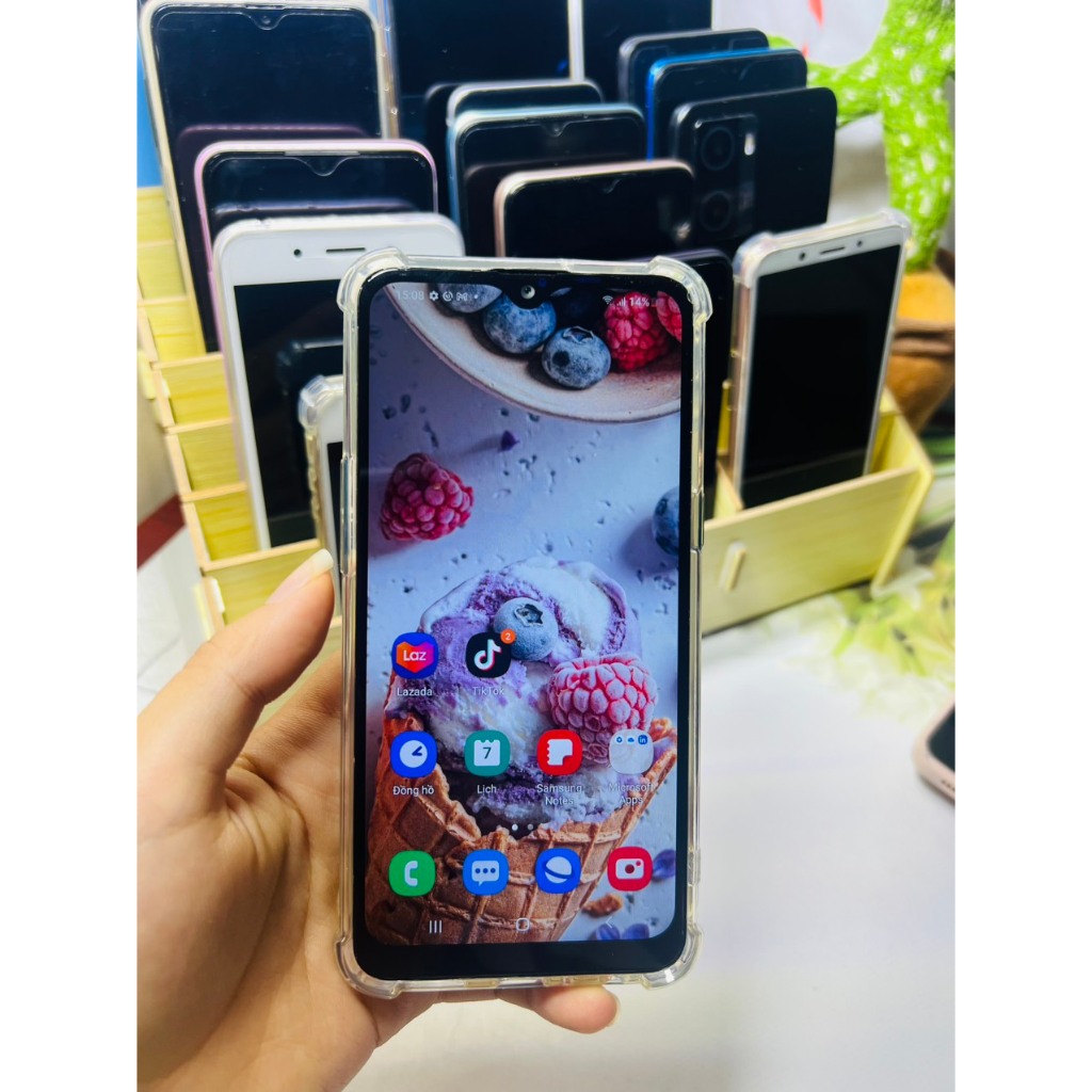 Điện thoại samsung a10s  ram 2/32G zin chính hãng  camera siêu nét màn hình đẹp giá rẻ