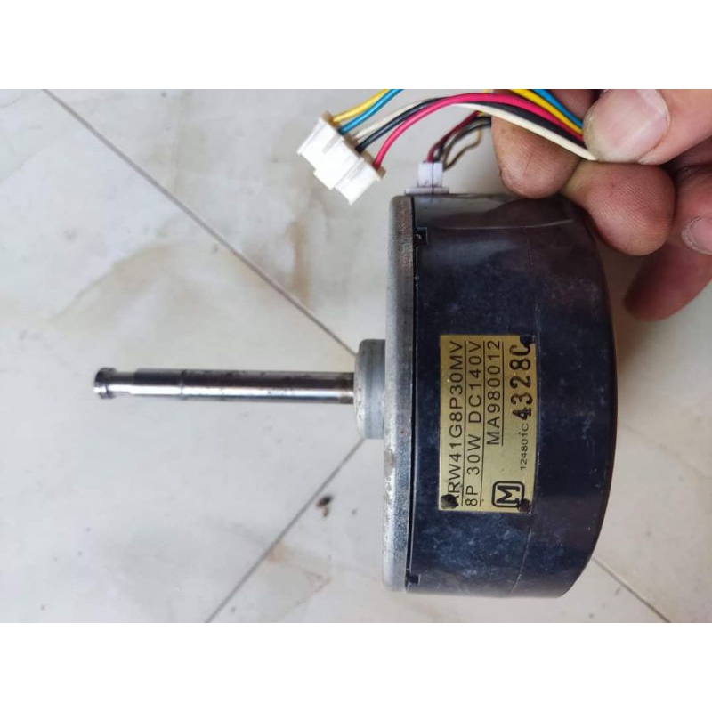 Motor quạt điều hoà Daikin nội địa nhật 5 dây 140v DC