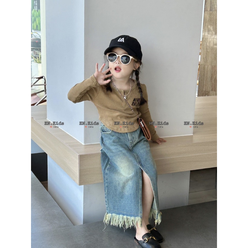 10-30KG ÁO TĂM ĐŨ LẠNH KÈM CHÂN VÁY DÁNG DÀI BÉ GÁI