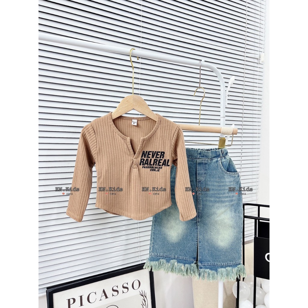 10-30KG ÁO TĂM ĐŨ LẠNH KÈM CHÂN VÁY DÁNG DÀI BÉ GÁI