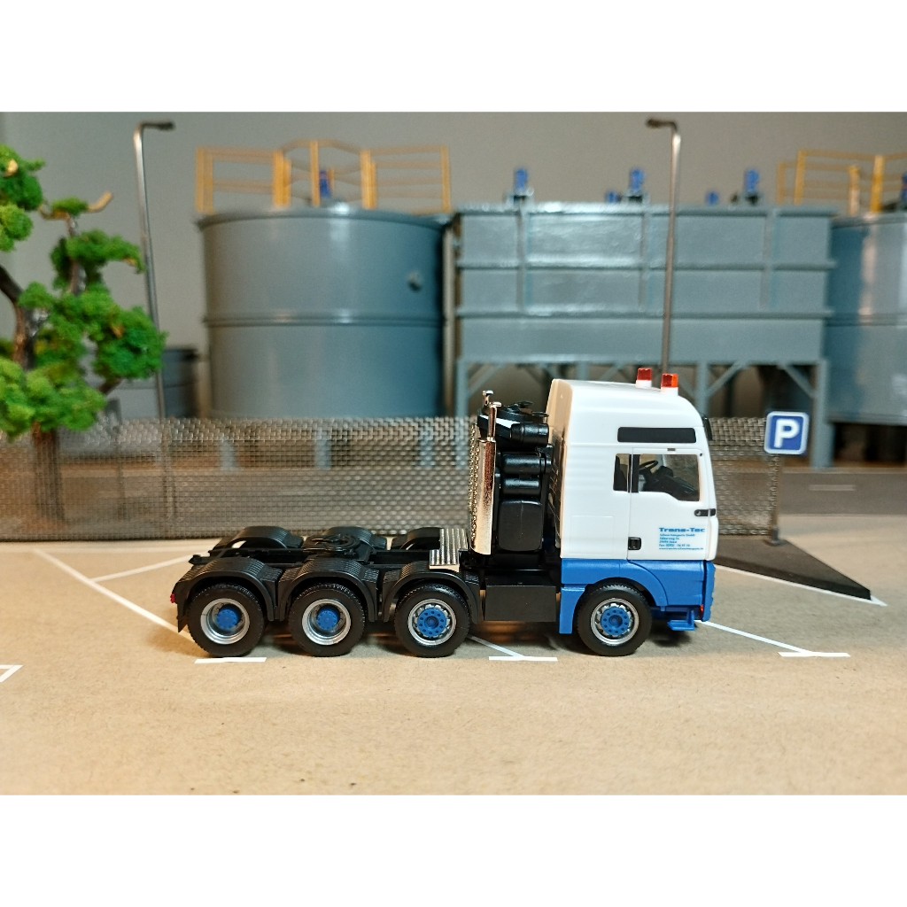 Mô hình 1:87 Herpa Man TGA Trans-Tec 8x4