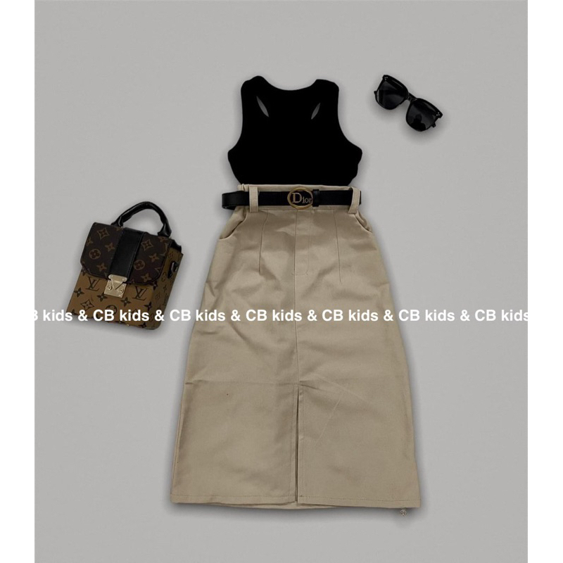 Chân váy thiết kế vải kaki mềm, co giản kết hợp áo dài tay or sát nách cho bé gái