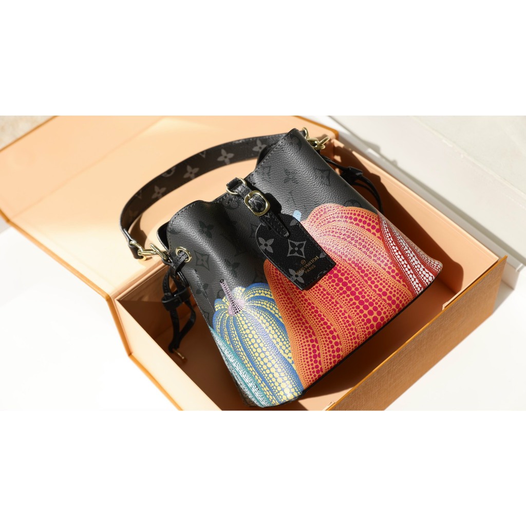 TÚI LV NEO BÍ NGÔ SZ21