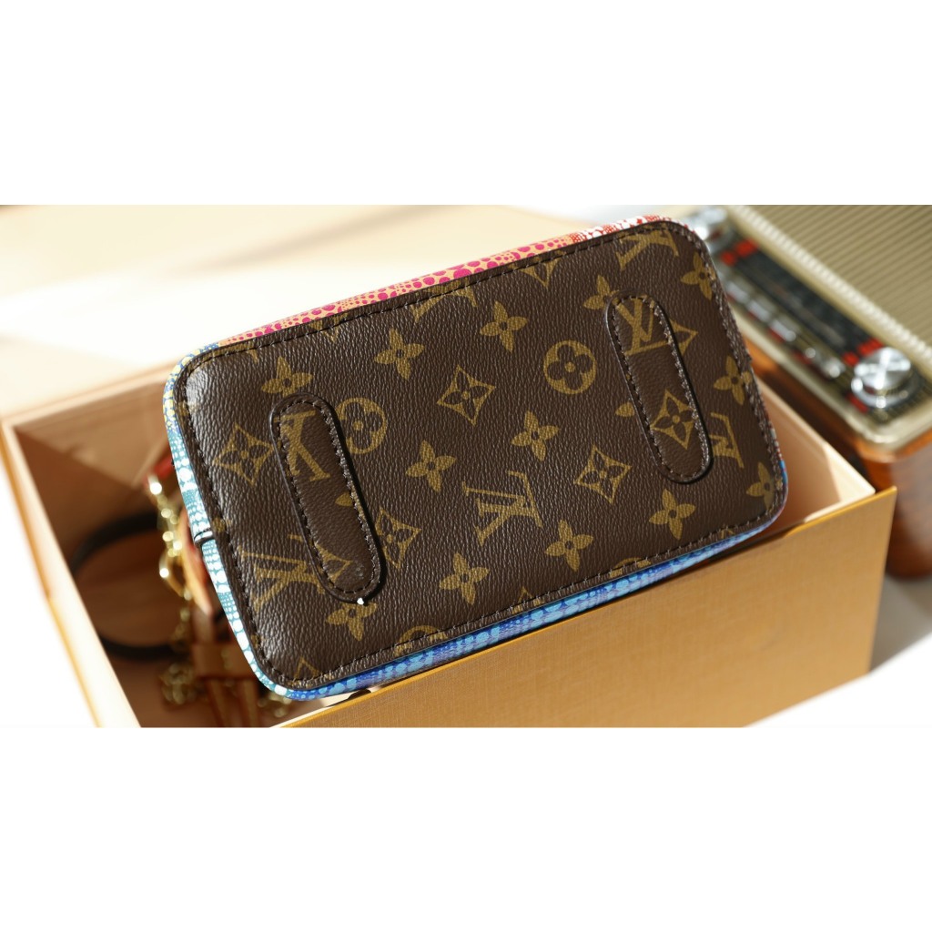 TÚI LV NEO BÍ NGÔ SZ21