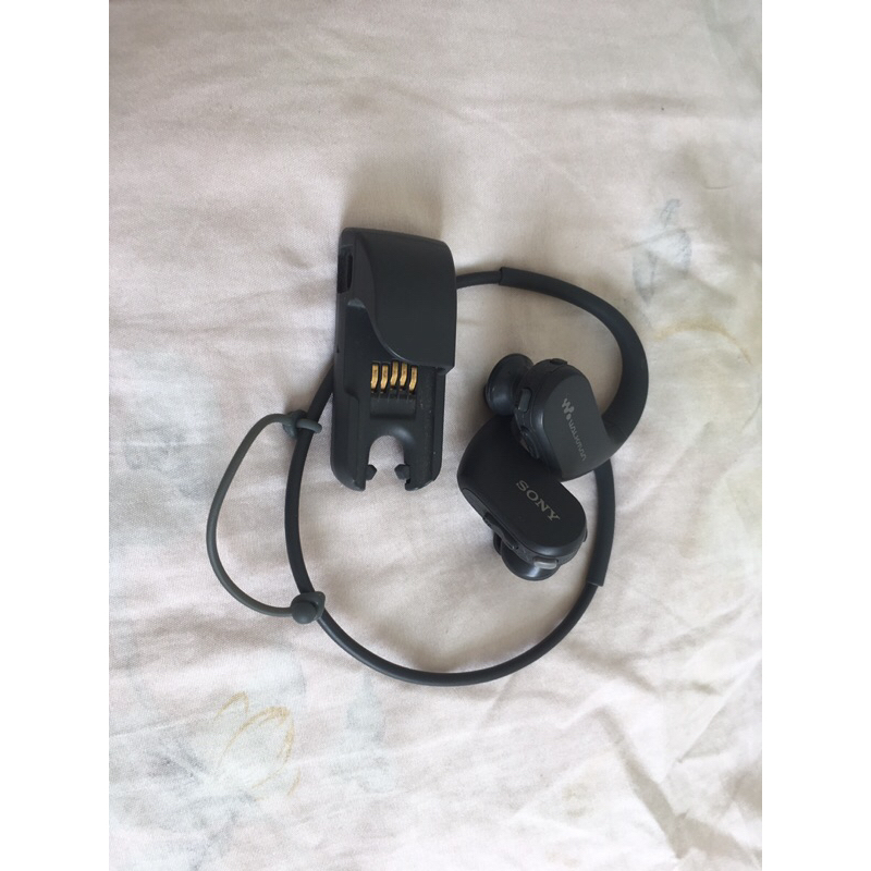 Tai nghe thể thao sony ws413 4g