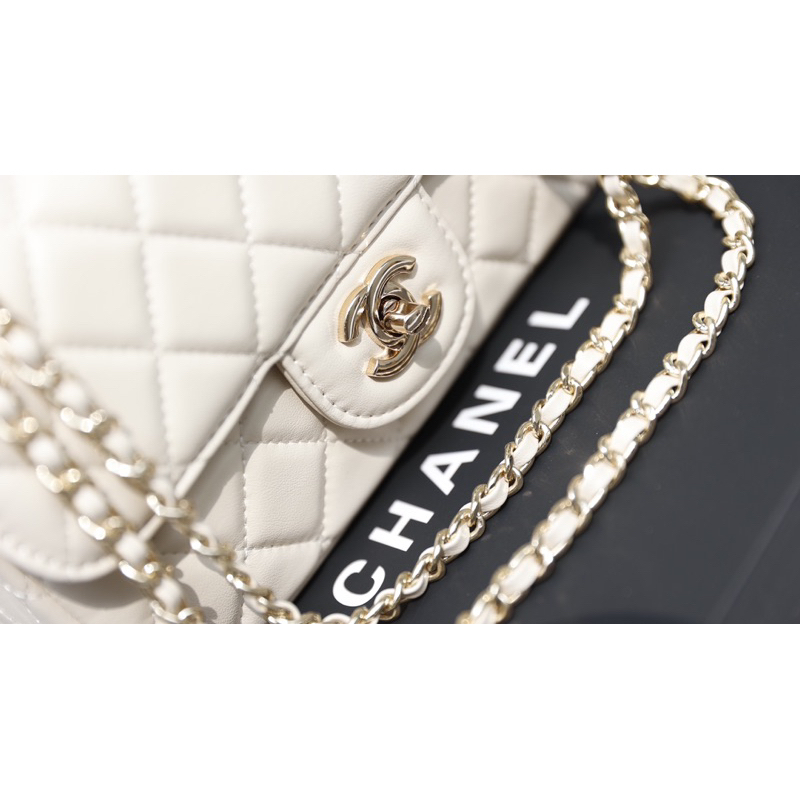 Túi Xách Chann Neo Phiên Bản 2023 Quai Đá Trắng Đen Size 20  -  By Anh Dinh Phuong