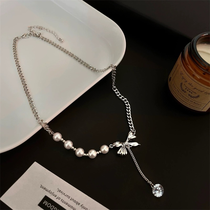 Dây chuyền nơ và châu xinh xắn