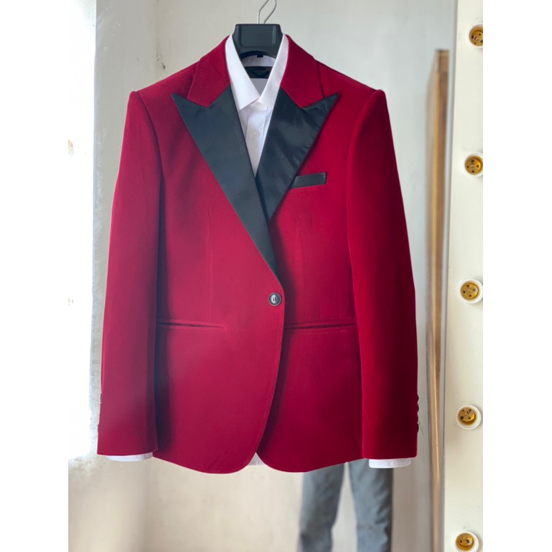 Áo vest nam nhung đỏ đô,phong cách trẻ trung dễ phối đồ