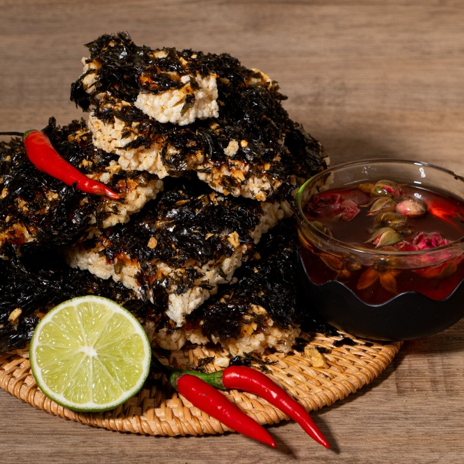 Cơm cháy chay Siêu rong biển giòn rụm - Loại cay vừa - túi 250g | Đồ ăn vặt Bếp Cô Như