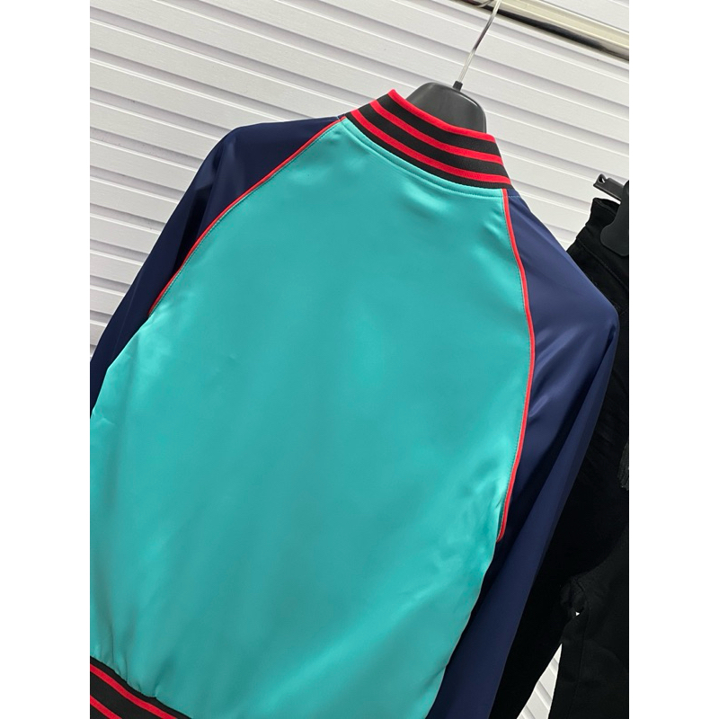 ⚜️Bomber D.G Xanh viền Đỏ on web neww 𝐋𝐢𝐤𝐞𝐚𝐮𝐭𝐡 đẹp leng keng xà beng đến từng chi tiết