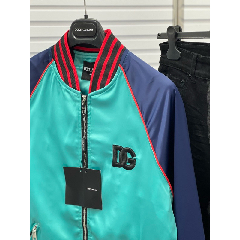 ⚜️Bomber D.G Xanh viền Đỏ on web neww 𝐋𝐢𝐤𝐞𝐚𝐮𝐭𝐡 đẹp leng keng xà beng đến từng chi tiết