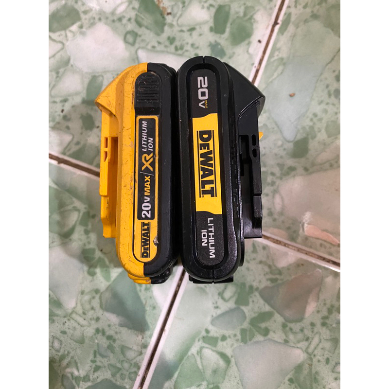 Pin zin bãi nhật Dewalt 20v sạc xã ok