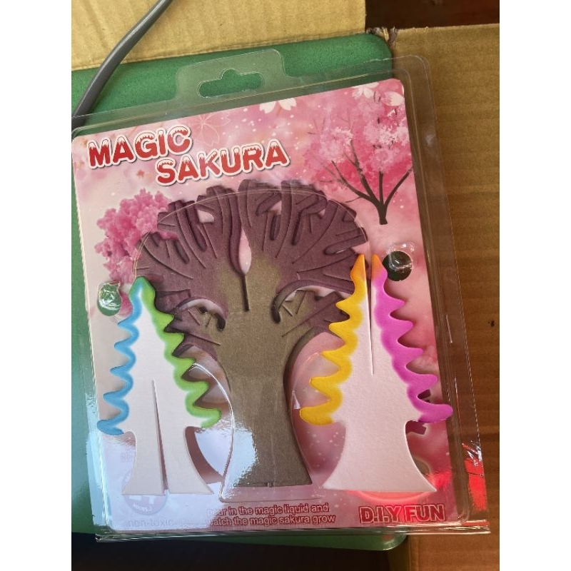 Cây thông noel - Set làm cây thông noel, hoa anh đào bằng giấy thần kì - đồ chơi cây thông nở tuyết - quà giáng sinh