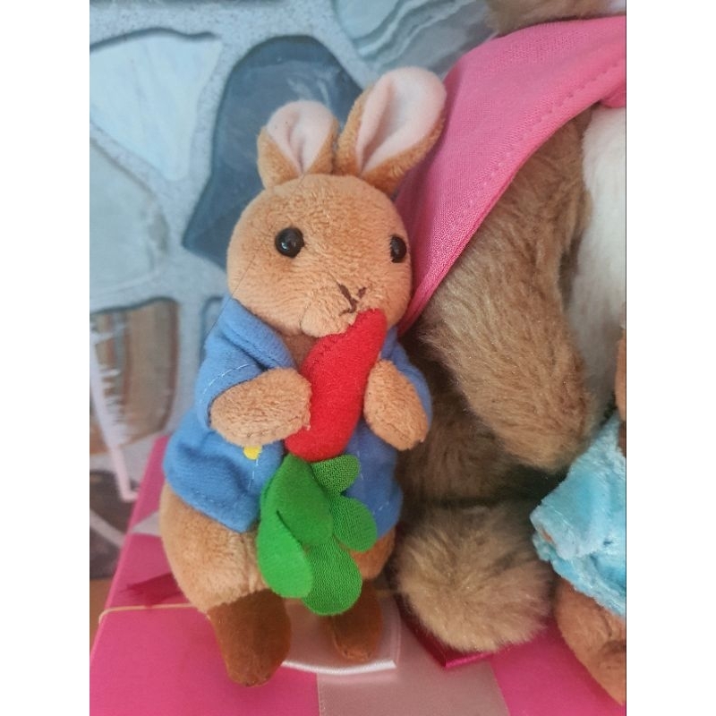 Set 3 thỏ peter như hình