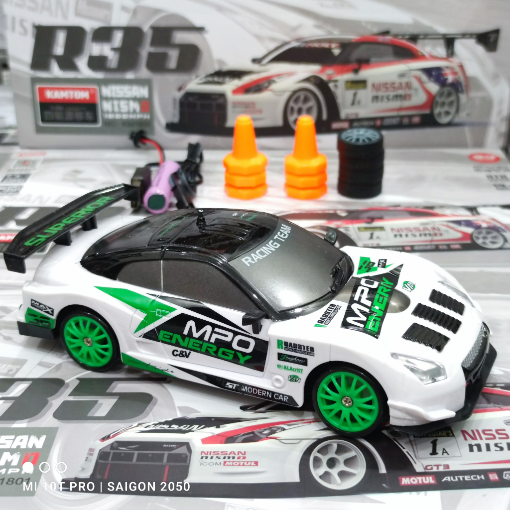 Xe điều khiển mini Drift tốc độ cao GT xanh lá 1/24 +25km/h chịu va đập tốt, vỏ xe nhựa cứng