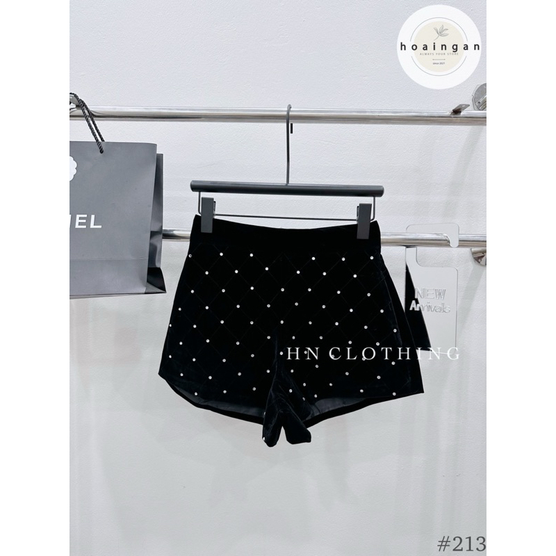 QUẦN SOOC NHUNG ĐÍNH ĐÁ CẠP CAO KHOÁ SAU MS15288