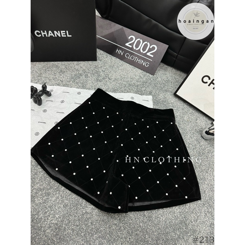 QUẦN SOOC NHUNG ĐÍNH ĐÁ CẠP CAO KHOÁ SAU MS15288