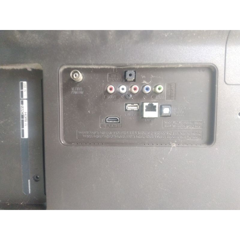 Tivi LG 43UJ632T bể màn bán bộ lòng.