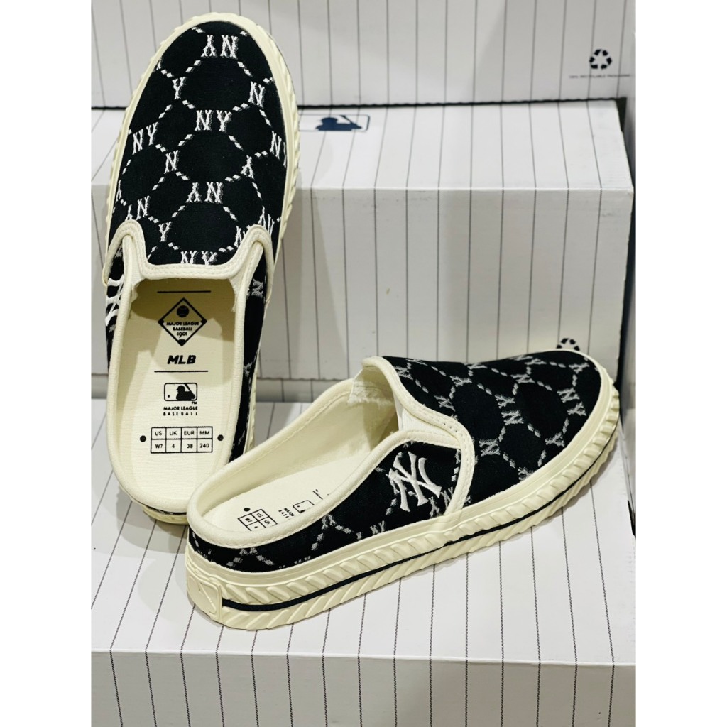 Giày MLB chính hãng, giày Mule Dia Monogram dáng slip on dễ đi dễ xỏ tiện lợi thoải mái
