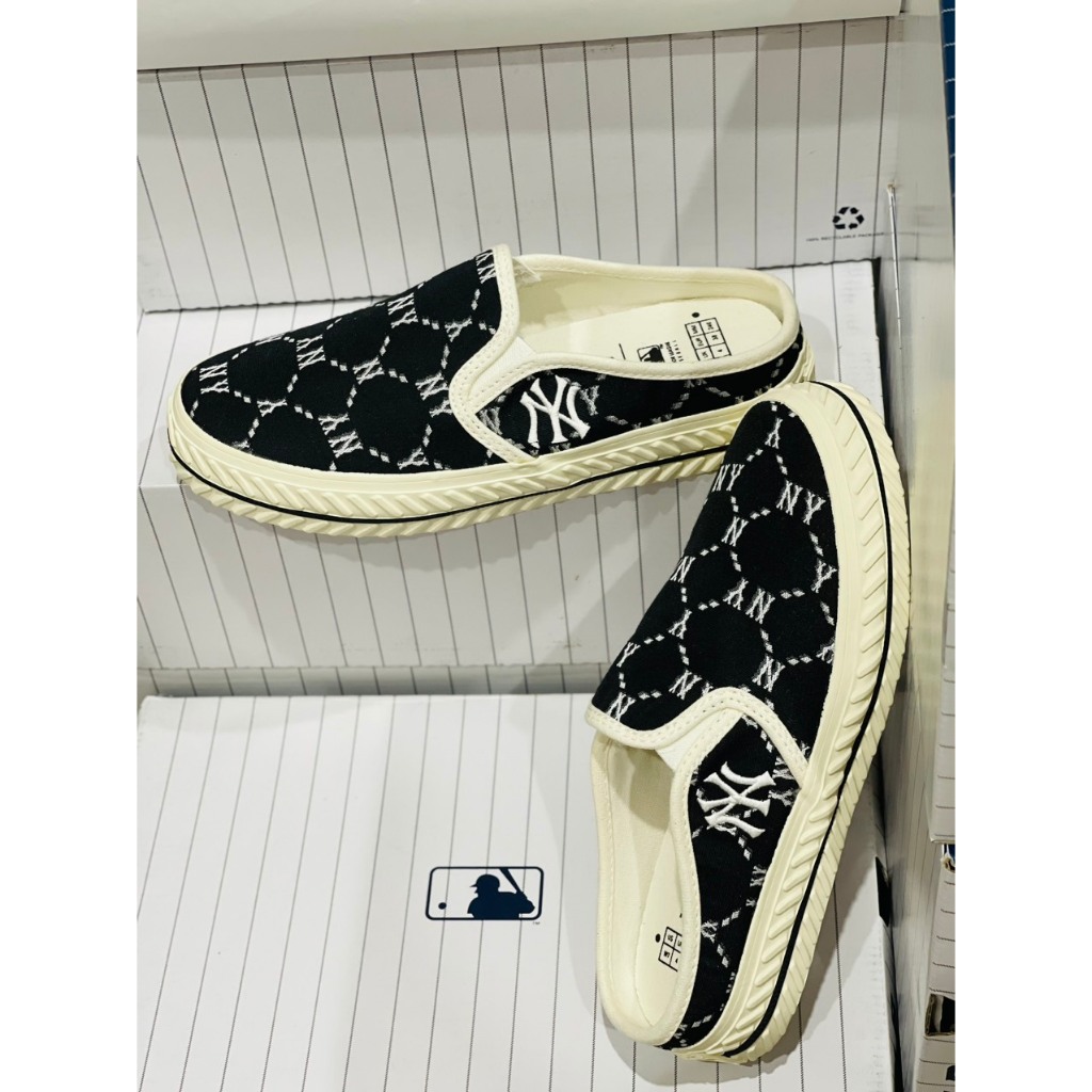 Giày MLB chính hãng, giày Mule Dia Monogram dáng slip on dễ đi dễ xỏ tiện lợi thoải mái