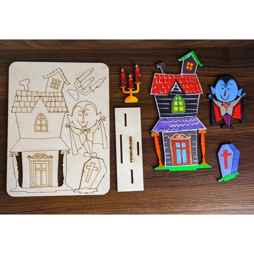 Set tô màu gỗ Halloween chủ đề ngôi nhà ma quái và chuông gió