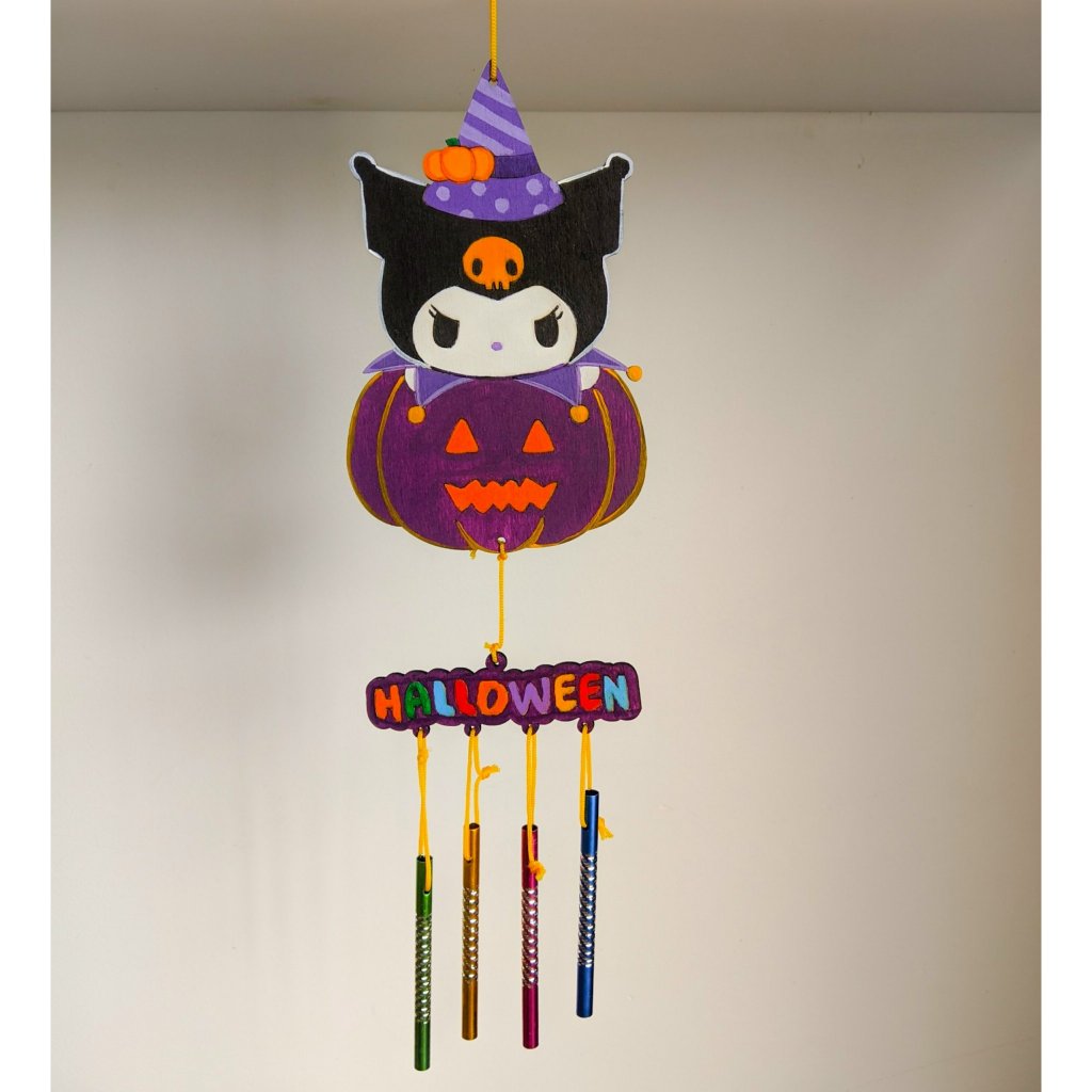 Set tô màu gỗ Halloween chủ đề ngôi nhà ma quái và chuông gió