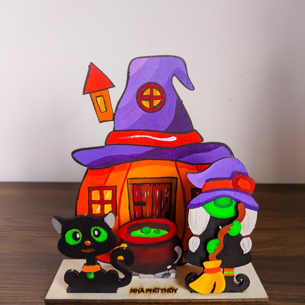 Set tô màu gỗ Halloween chủ đề ngôi nhà ma quái và chuông gió