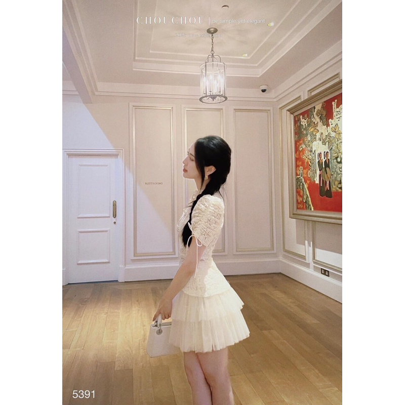 Set ren trắng chân vây lưới xoè